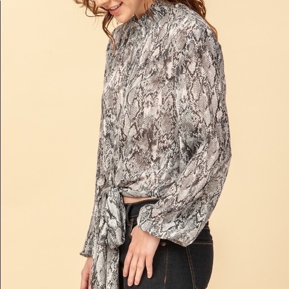 SOLD OUT - Picture 7 of 8